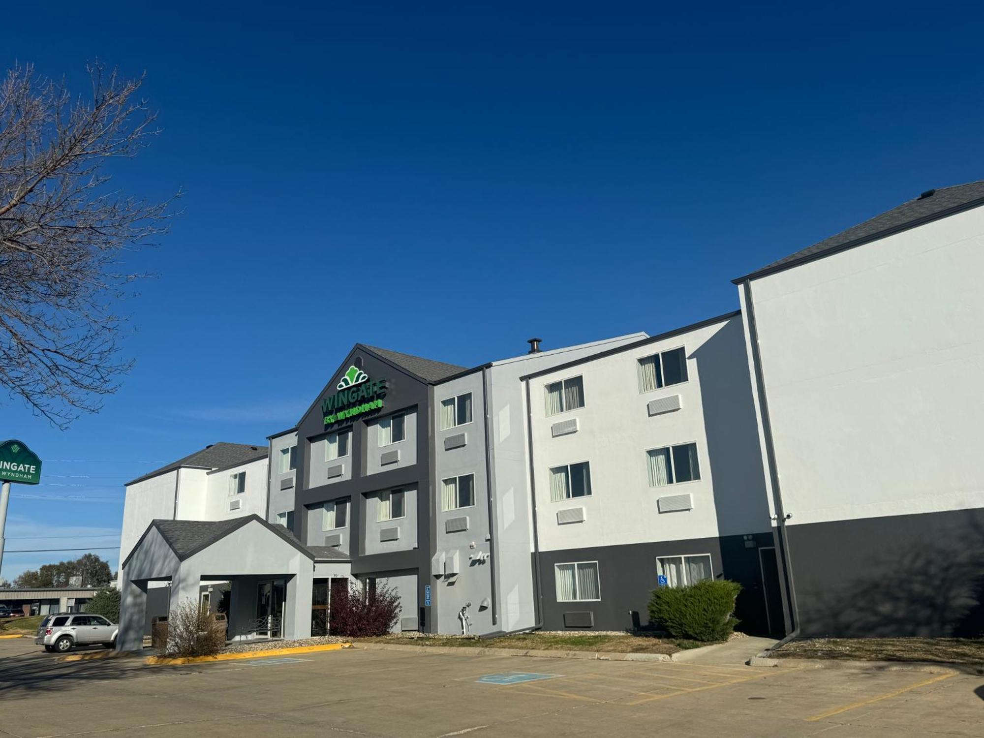 Wingate By Wyndham Sioux City Exteriör bild